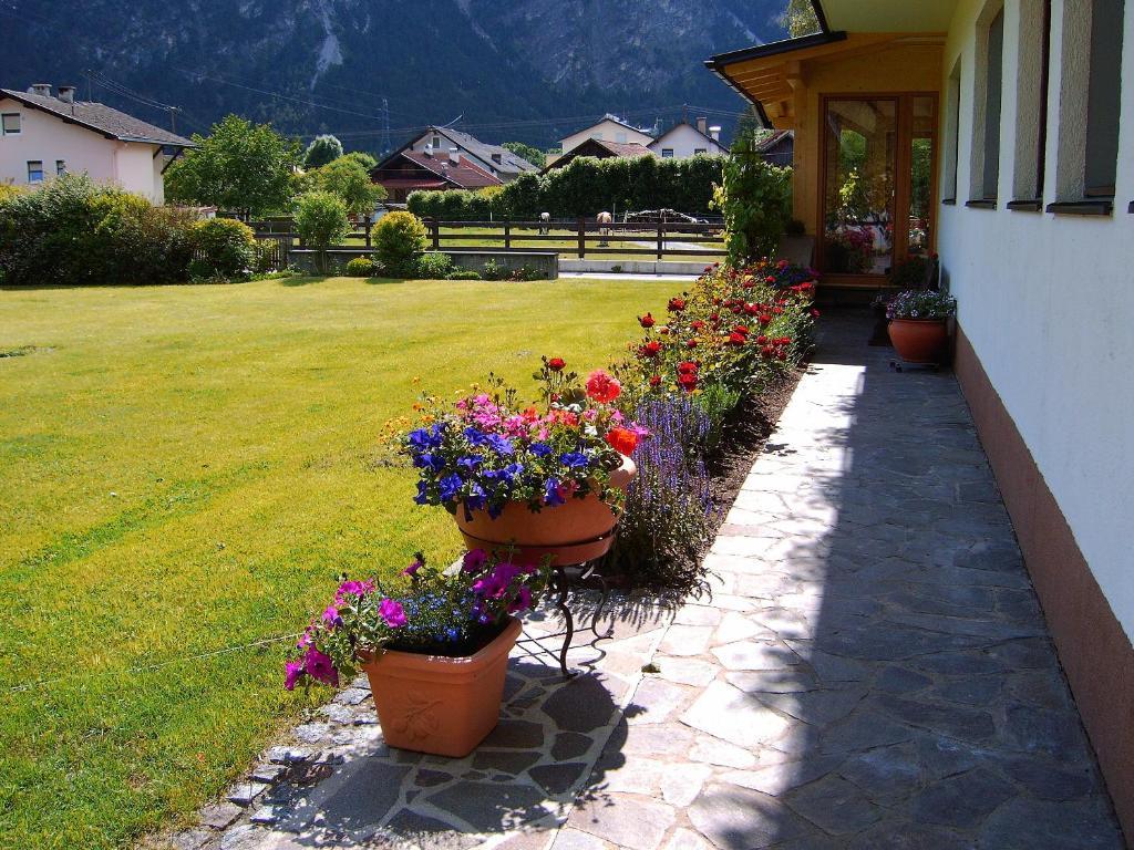 Hotel Gastehaus Frischhut Nassereith Exterior foto