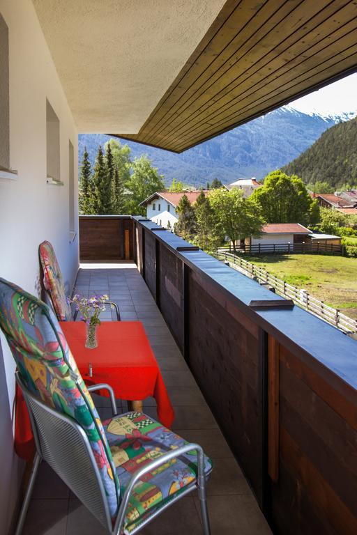 Hotel Gastehaus Frischhut Nassereith Exterior foto